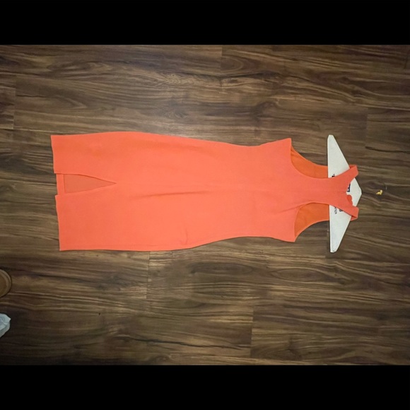 Dress - Picture 2 of 2